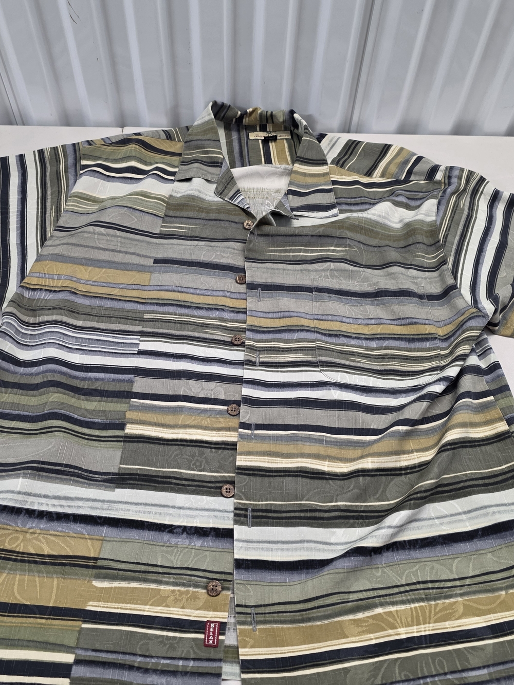 Tommy Bahama Silk Hawaiian Shirt Men's Size Large